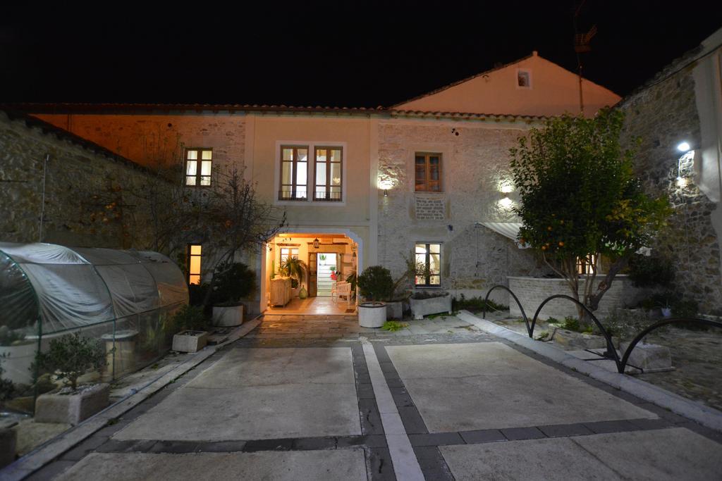 Abas Ristorante Pizzeria Affittacamere Ales Exteriör bild